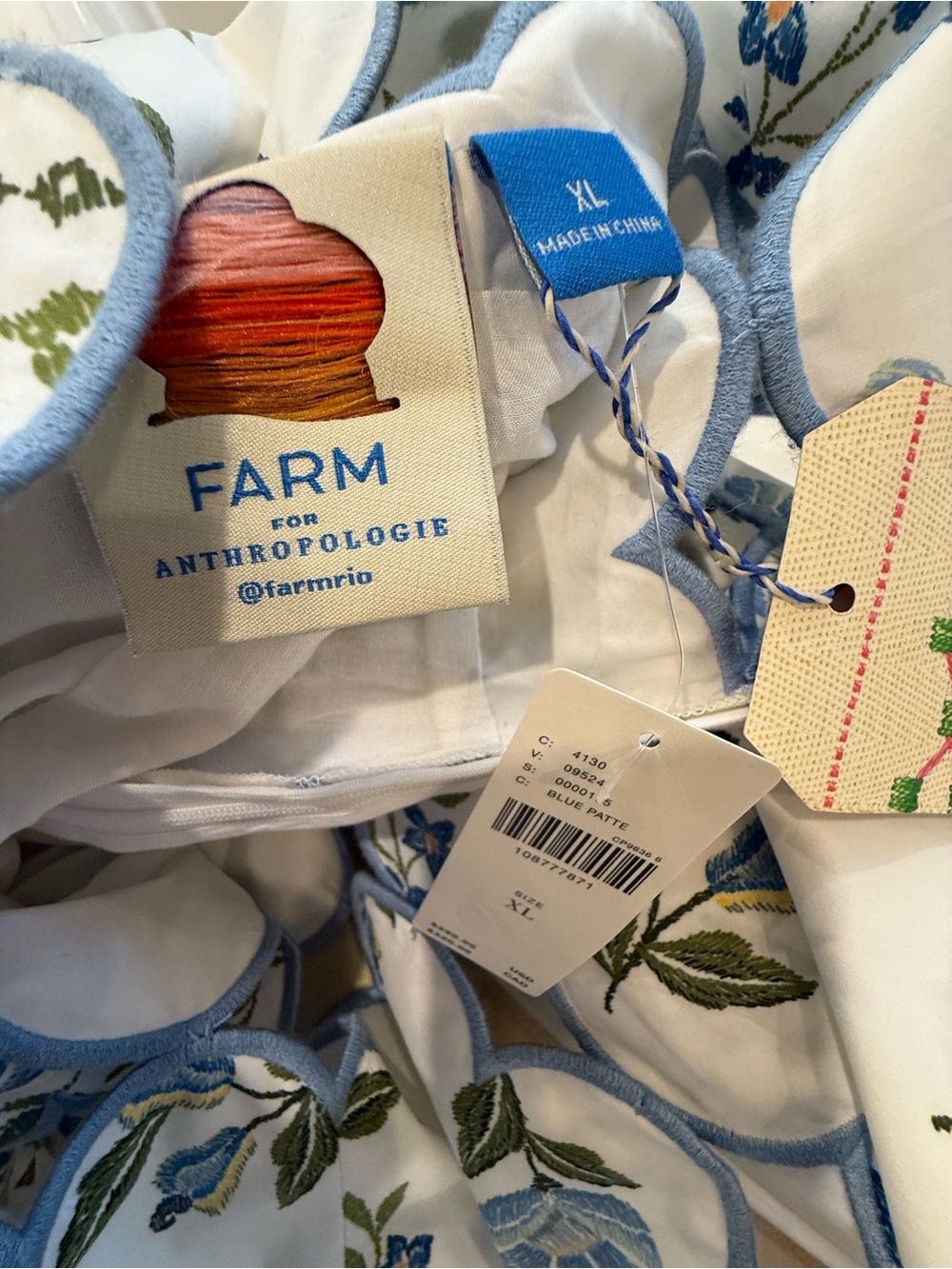 Farm Rio Sleeveless Scallop-Trim Printed Midi Dress - Picture 7 of 8